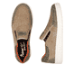Beige Rieker Herren Slipper B7853-64 mit Elastikeinsatz sowie Komfortweite G 1/2. Schuh von oben, liegend.