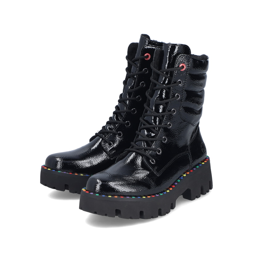 Schwarze Rieker Damen Schnürstiefel Y3330-00 mit einem Reißverschluss. Schuhpaar seitlich schräg.