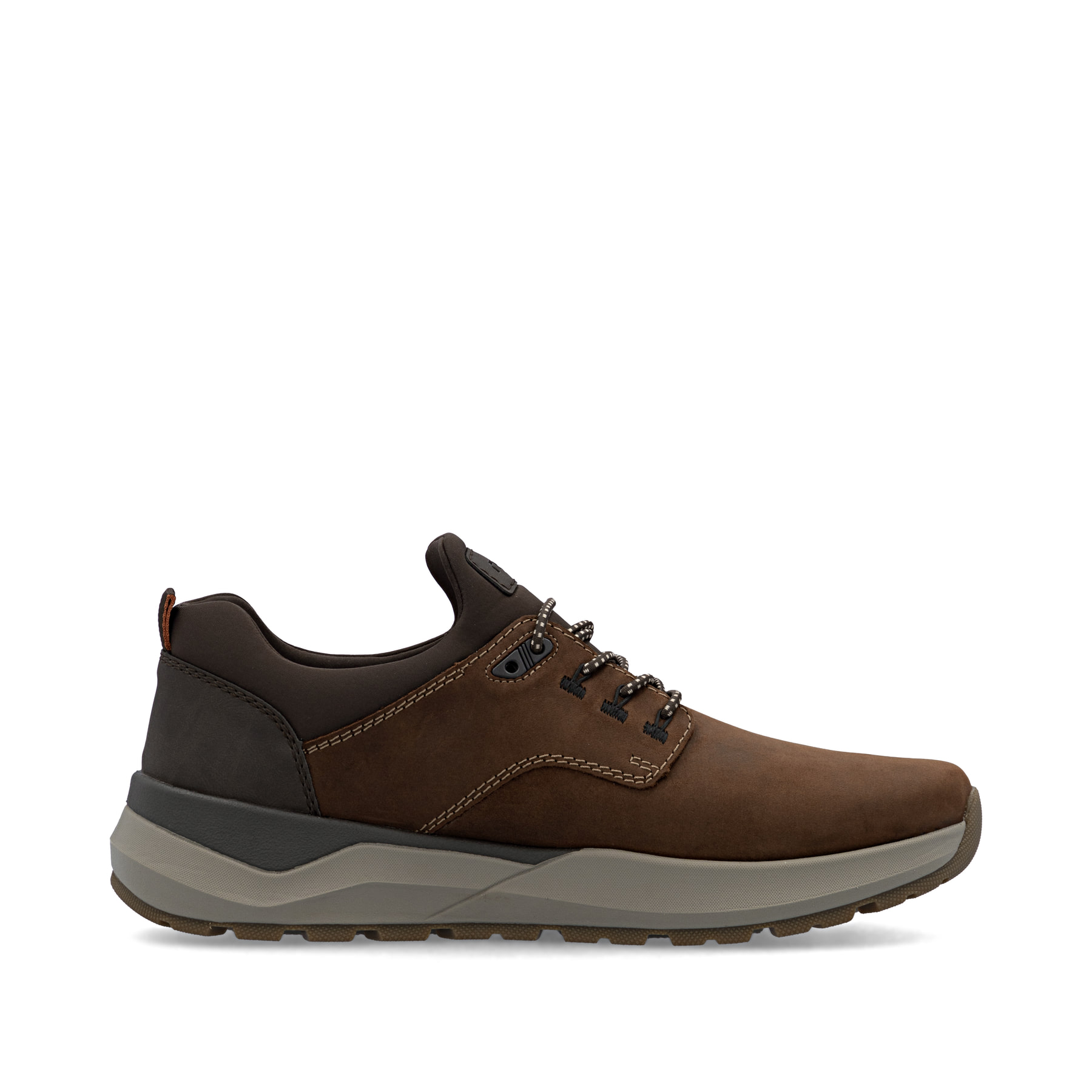 Mocassins Rieker marron homme 06050-22 en cuir suédé avec bande élastique. Chaussure vue de l'arrière.