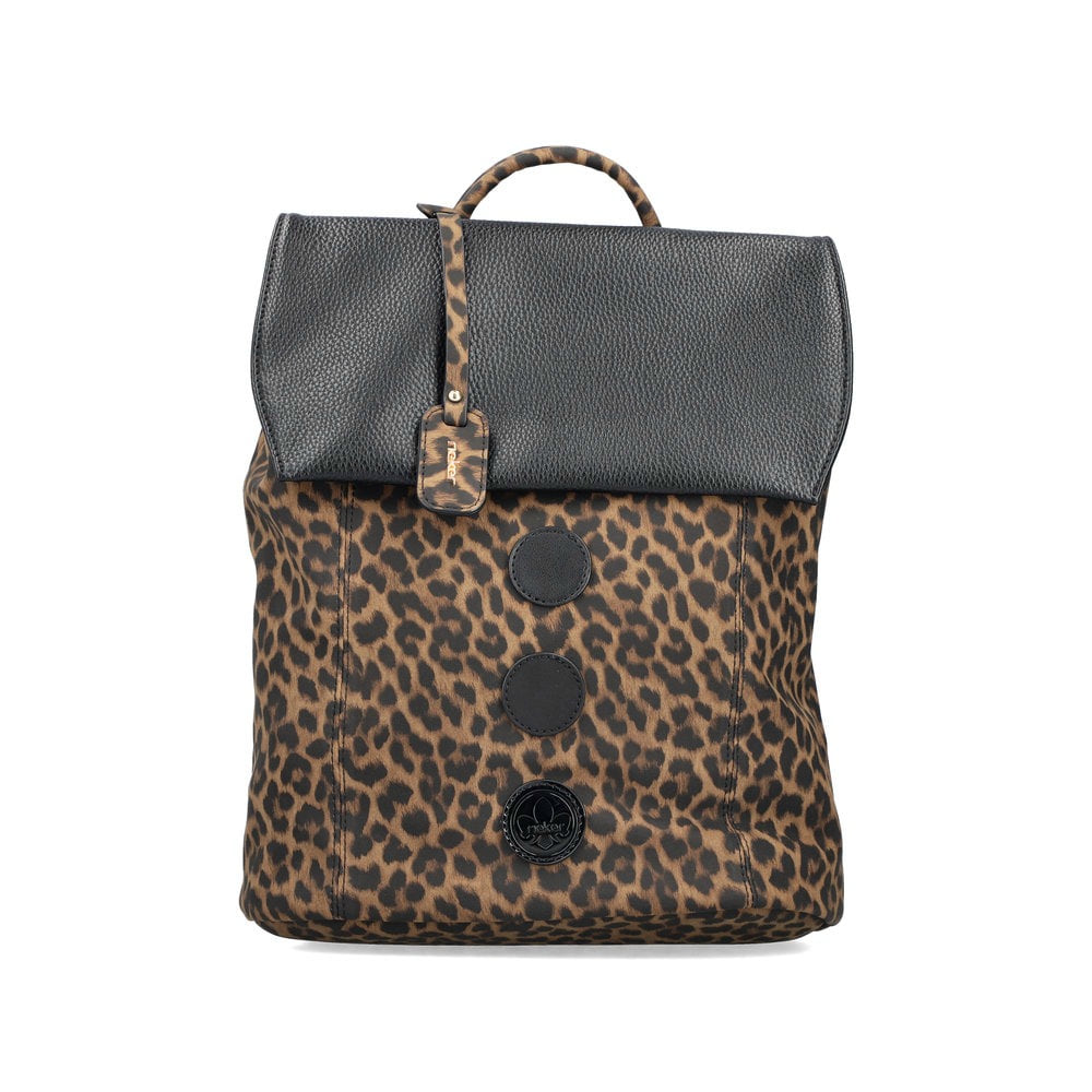 Rieker Rucksack H1357-24 in Animalprint mit bunten Details, Reißverschluss und Handyfach. Vorderseite.