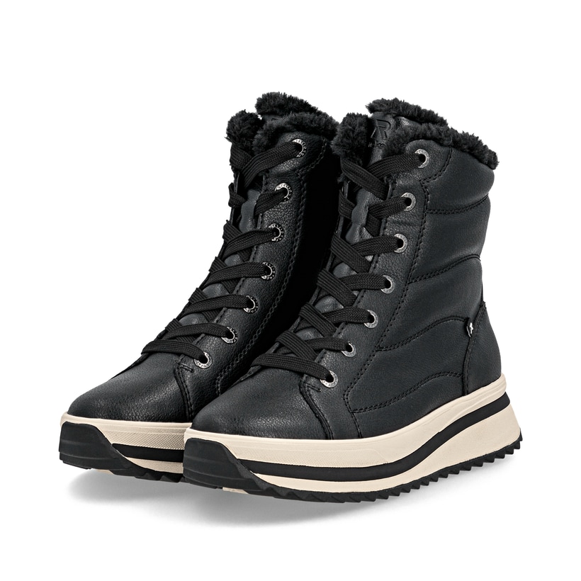Schwarze Rieker Damen Schnürstiefel W3872-00 aus Glattleder. Schuhpaar seitlich schräg.