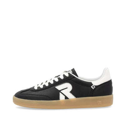 Schwarze Rieker Damen Sneaker Low W2200-00 mit einer Schnürung. Schuh Außenseite.