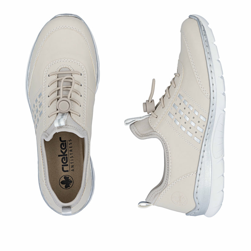 Mocassins Rieker beiges femme L3259-60 avec éléments tressés Ã  la mode. Chaussure vue de dessus, couchée.