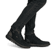 
Marineblaue Rieker Herren Schnürstiefel B3343-15 mit Schnürung und Reißverschluss. Schuh am Fuß