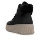Weiße Rieker Damen Slipper N2162-80 mit Gummischnürung sowie geprägtem Logo. Schuh Außenseite gespiegelt.