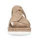 Beige Rieker Keilsandaletten V4355-62 mit einem Elastikeinsatz. Schuh von vorne.