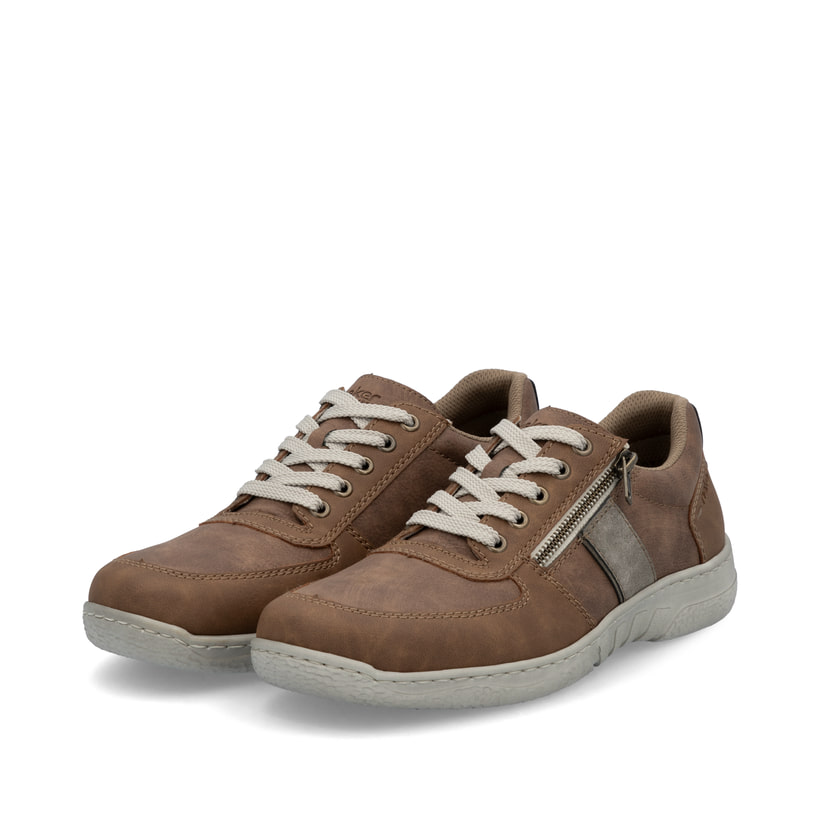Braune Rieker Herren Schnürschuhe 03500-24 mit Reißverschluss sowie Extraweite H. Schuhpaar seitlich schräg.