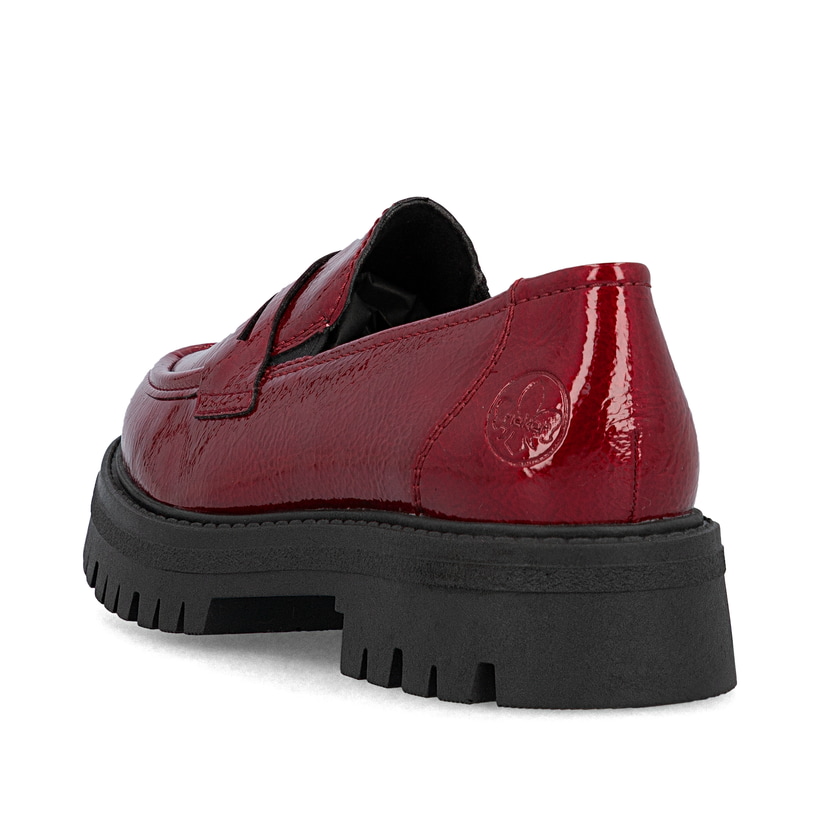Hellrote Rieker Damen Loafer 47550-33 mit Gummizug sowie extra weicher Decksohle. Schuh von hinten.