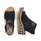 Schwarze Rieker Keilsandaletten 68191-00 mit trendigen Schnalle. Schuh von oben, liegend.