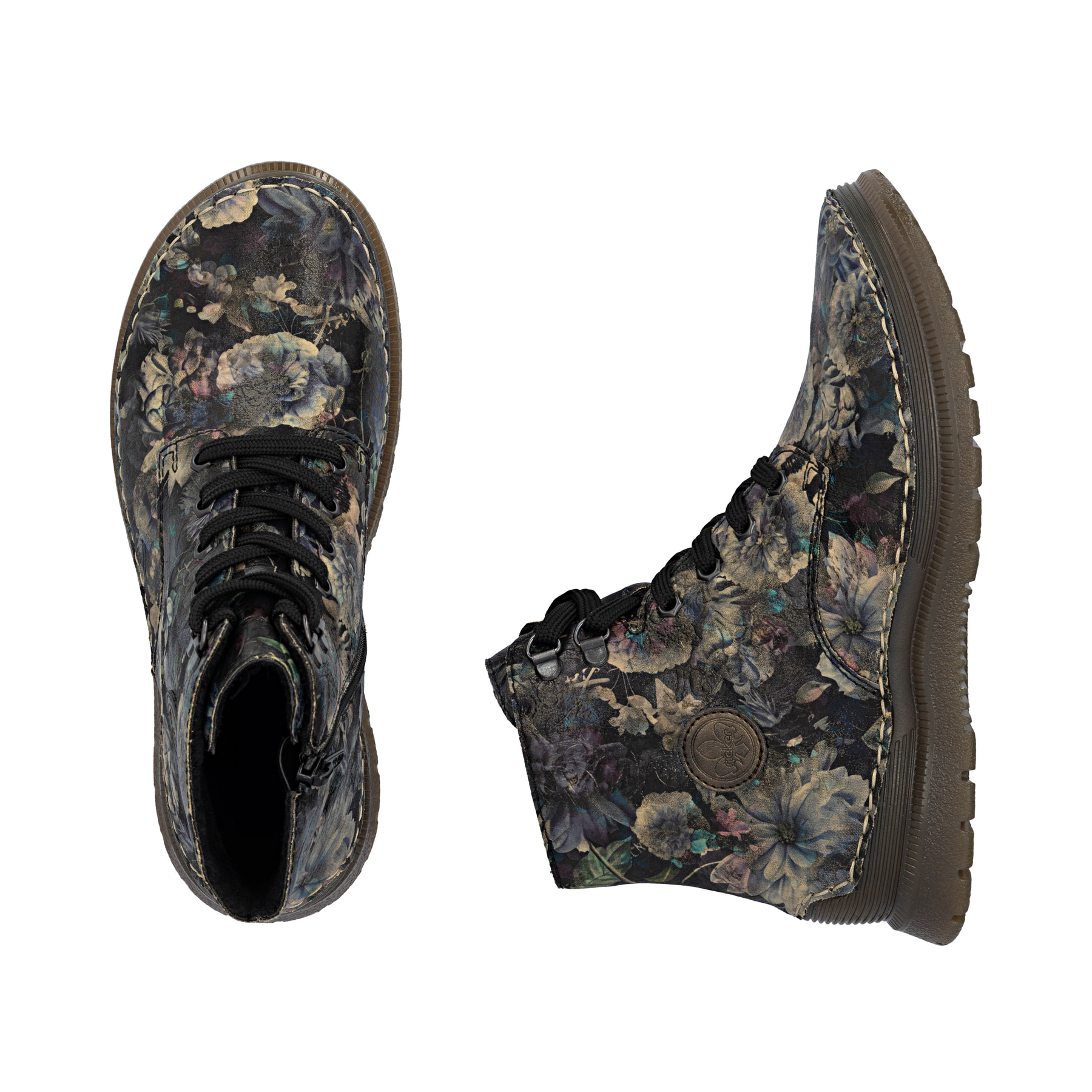 Schwarze Rieker Damen Schnürstiefel 53632-90 mit floralem Aufdruck. Schuh von oben, liegend.