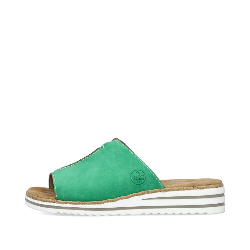 Grasgrüne Rieker Damen Pantoletten V0673-52 mit Ziernähten. Schuh Außenseite.