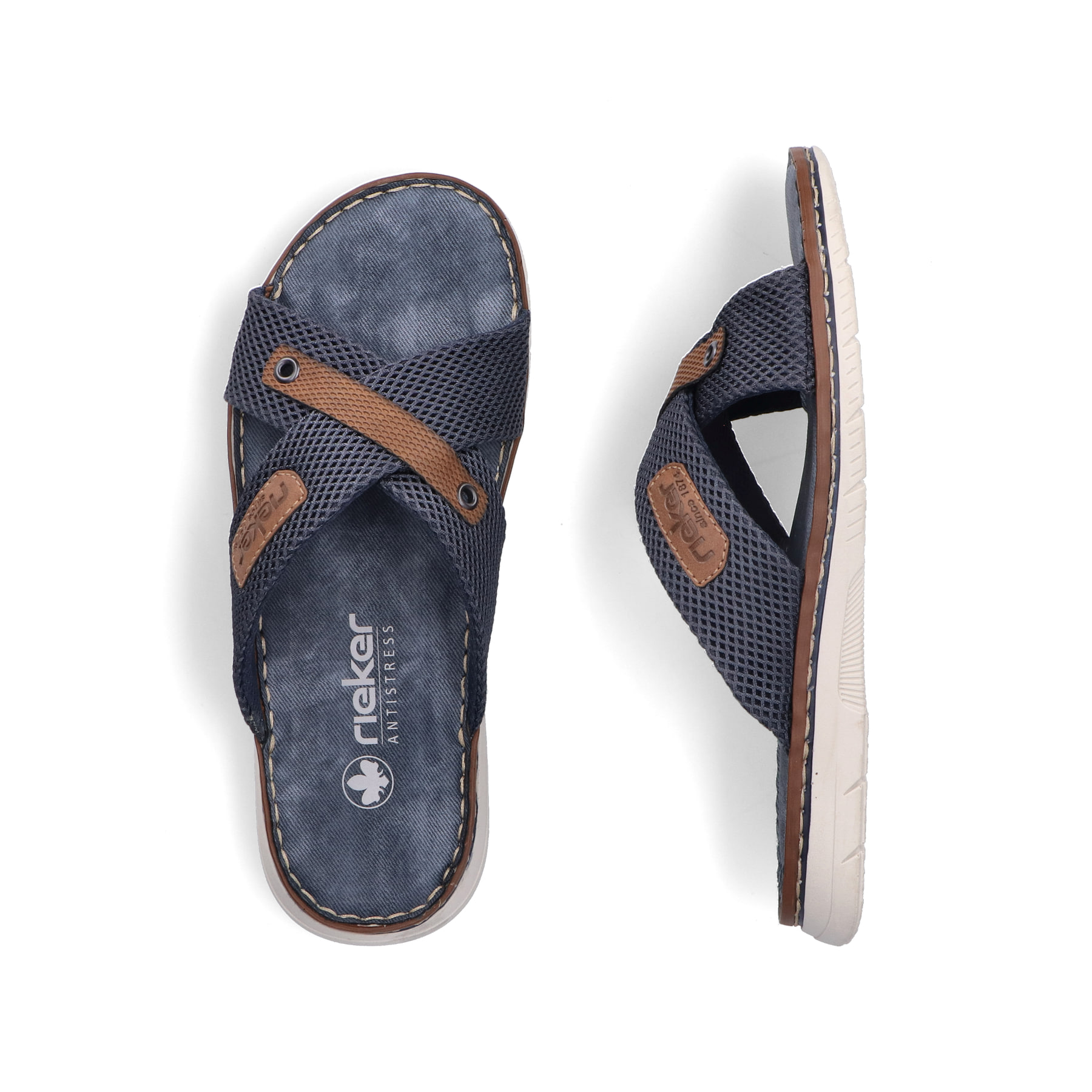 Blaue Rieker Herren Pantoletten 21340-14 mit der Komfortweite G. Schuh von oben, liegend.