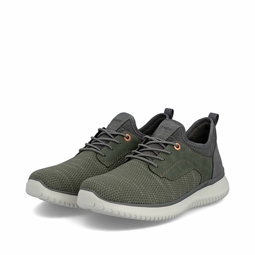 Mocassins Rieker verts pour homme B9651-52 avec bande élastique. Chaussures inclinées sur le côté.