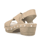 
Hellbeige Rieker Damen Riemchensandaletten V6788-62 mit einer leichten Sohle. Schuh von hinten