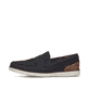 Blaue Rieker Herren Slipper B2350-14 mit Elastikeinsatz sowie Komfortweite G 1/2. Schuh Außenseite.