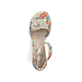 Mehrfarbige Rieker Riemchensandaletten 64958-90 mit dekorativer Blume. Schuh von oben.