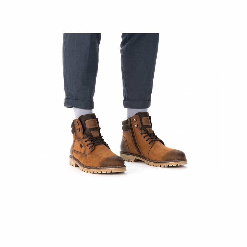 Gelbe Rieker Herren Schnürstiefel F3622-68 aus Rauleder. Schuh am Fuß.
