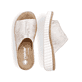 Beige Rieker Damen Pantoletten 69288-60 mit moderner Spannnaht. Schuh von oben, liegend.