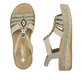 Grüne Rieker Keilsandaletten V0920-52 mit Schmuckelementen sowie einem Gummizug. Schuh von oben, liegend.