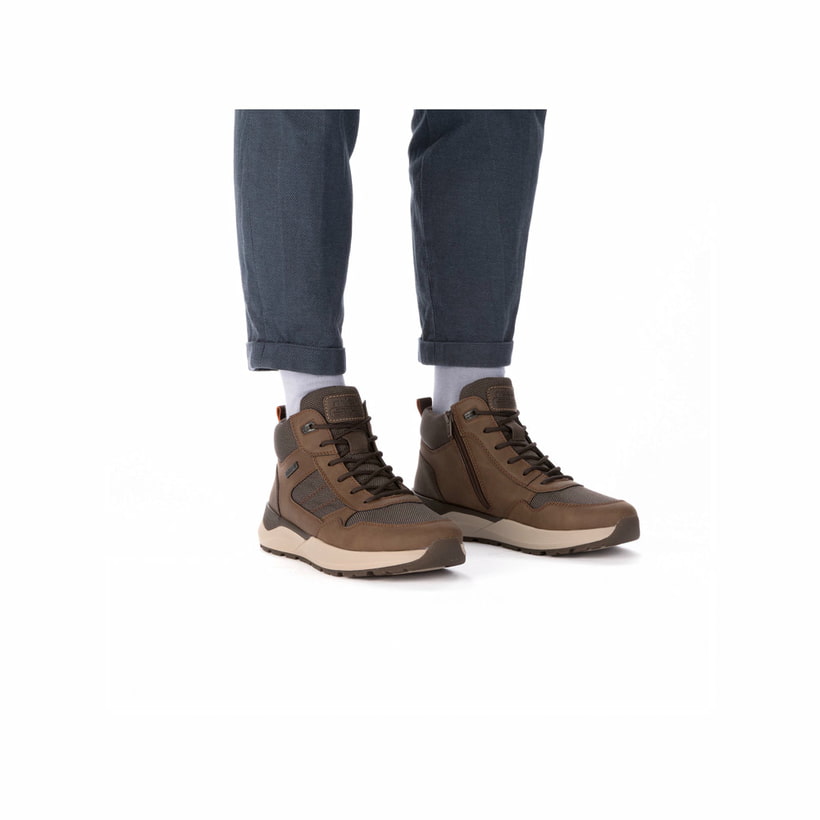 Braune Rieker Herren Schnürstiefel 06020-25 mit wasserabweisender TEX-Membran. Schuh am Fuß.