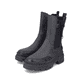 
Nachtschwarze Rieker Damen Chelsea Boots Y9371-00 mit einer leichten Profilsohle. Schuhpaar schräg.
