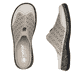 Beige Rieker Damen Clogs 46376-60 aus Glattleder mit eleganten Zierlochungen. Schuh von oben, liegend.