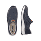 Blaue Rieker Herren Slipper 14363-14 mit einem Gummizug sowie der Extraweite H. Schuh von oben, liegend.