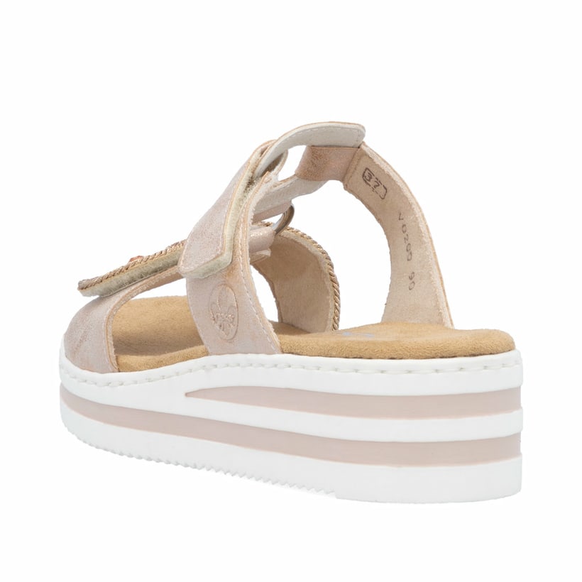 Goldene Rieker Damen Pantoletten V0200-90 mit einem Klettverschluss. Schuh von hinten.