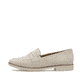 Beige Rieker Damen Loafer 45300-62 mit Gummizug sowie schmaler Passform E 1/2. Schuh Außenseite.