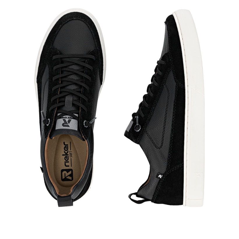 Schwarze Rieker Herren Sneaker Low U0709-00 aus Glattleder mit einer Schnürung. Schuh von oben, liegend.