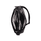 Sac bandoulière Rieker H1005-02 en noir avec fermeture éclair et pendentif en forme de cœur. Ouvert.
