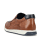 Braune Rieker Herren Slipper 11962-25 aus Glattleder mit modernen Ziernähten. Schuh von hinten.