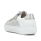 Silberne Rieker Damen Sneaker Low L59A1-90 mit einem Reißverschluss. Schuh von hinten.
