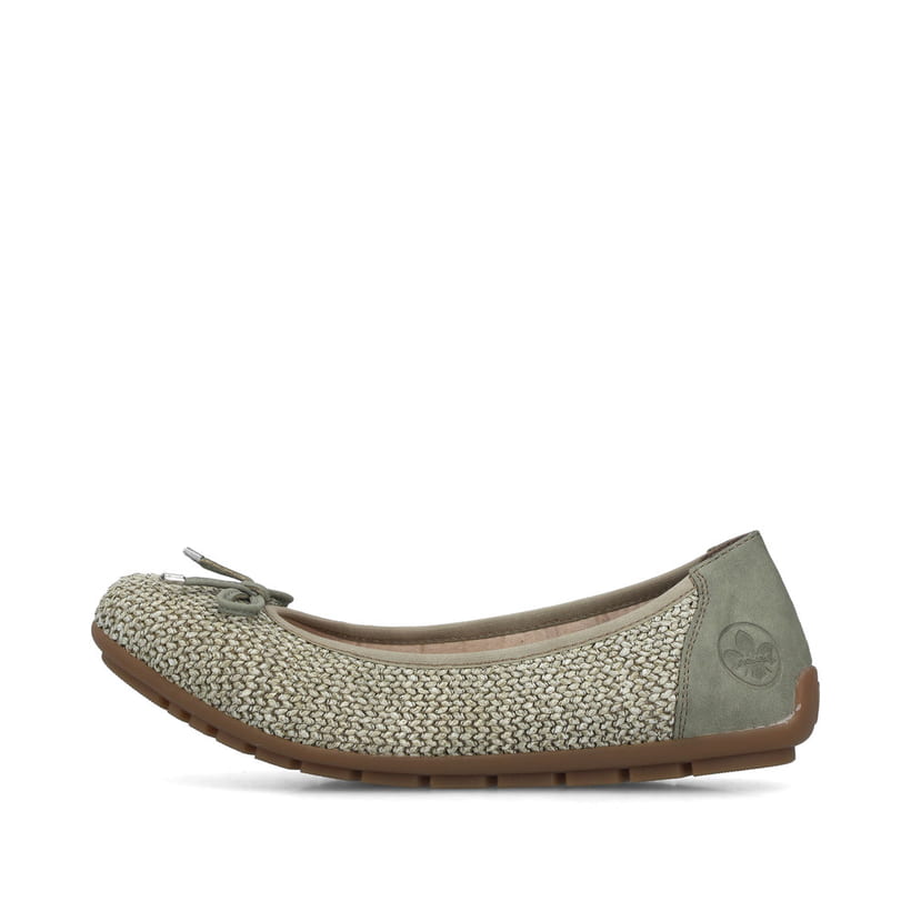Khakifarbene Rieker Ballerinas 43850-52 mit dekorativer Schleife. Schuh Außenseite.