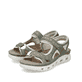 Grüne Rieker Damen Trekkingsandalen 64066-52 mit einem Klettverschluss. Schuhpaar seitlich schräg.