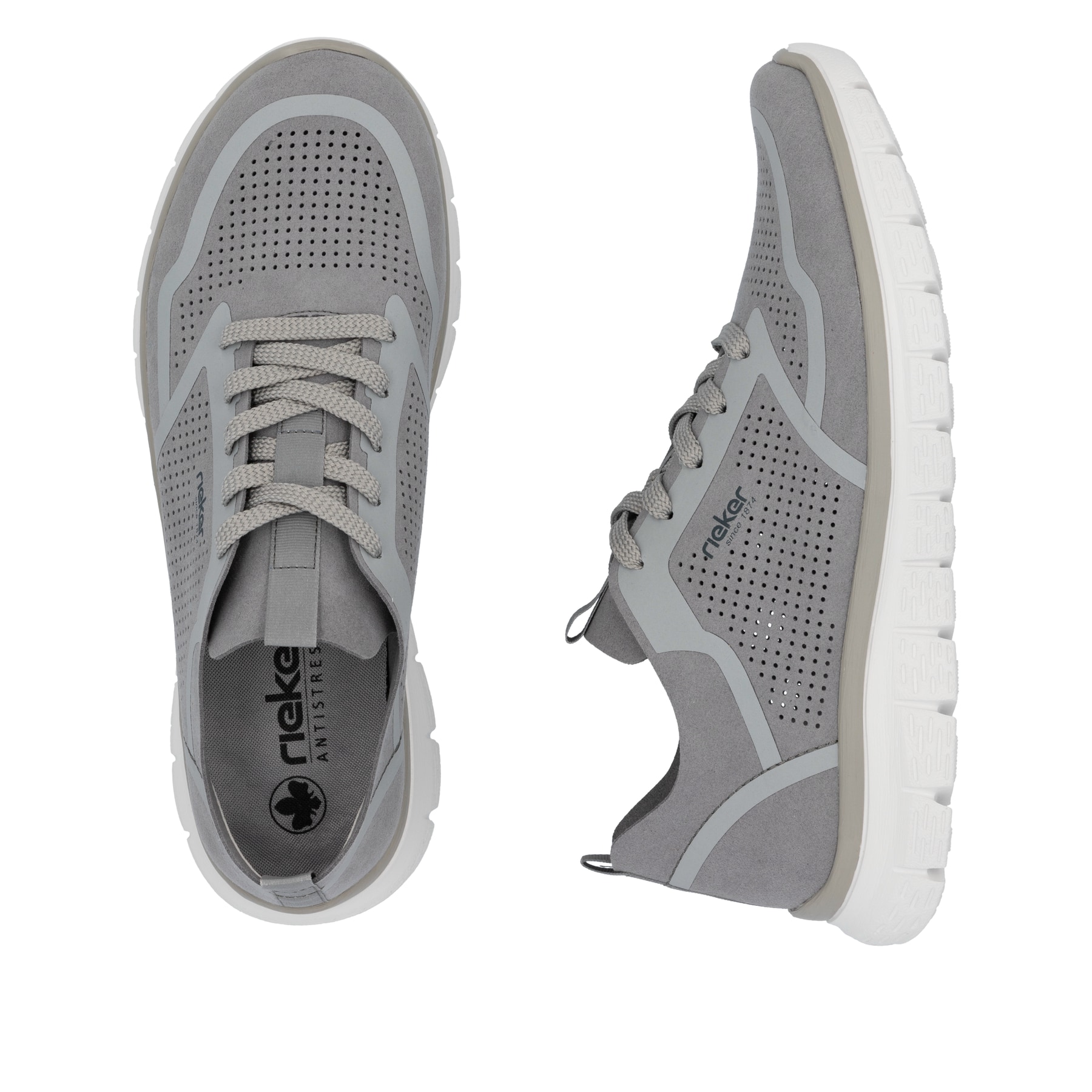Graue Rieker Herren Sneaker Low B6600-42 mit Schnürung sowie Komfortweite G 1/2. Schuh von oben, liegend.