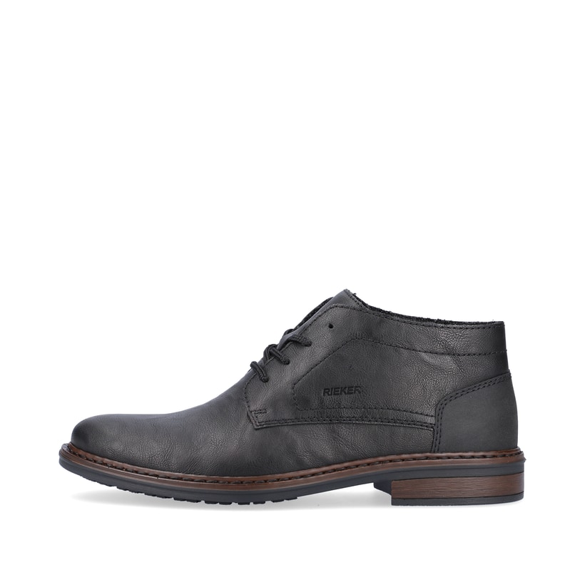 
Tiefschwarze Rieker Herren Schnürschuhe 17604-00 mit einer schockabsorbierenden Sohle. Schuh Außenseite