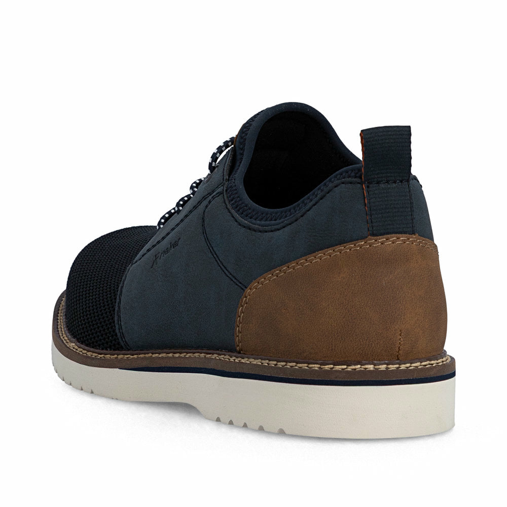 Blaue Rieker Herren Slipper 04550-14 mit einem Gummizug sowie der Extraweite H. Schuh von hinten.