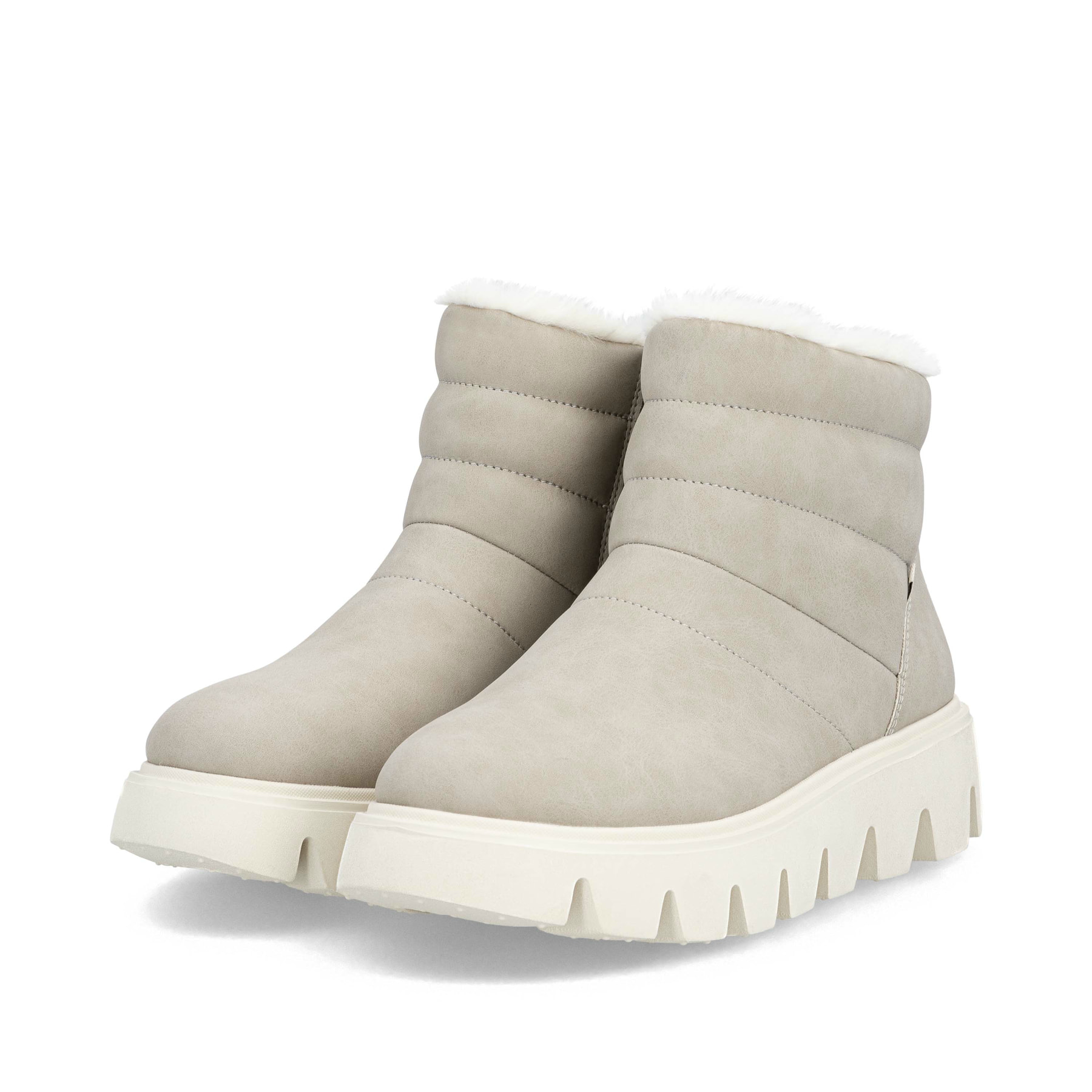 Beige Rieker Damen Kurzstiefel W2070-62 aus Glattleder mit einem Reißverschluss. Schuhpaar seitlich schräg.