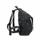 Rieker Damen Rucksack H1055-02 in Schwarz-Gemustert aus Kunstleder mit Reißverschluss. Rucksack getragen.