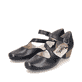 Schwarze Rieker Pumps 41780-00 mit Schnalle sowie extra weicher Decksohle. Schuhpaar seitlich schräg.