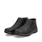 Schwarze Rieker Herren Slipper 03673-00 mit wasserabweisender RiekerTEX-Membran. Schuhpaar seitlich schräg.