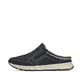 Blaue Rieker Herren Clogs B0760-14 mit einem Gummizug sowie der Komfortweite G. Schuh Außenseite.
