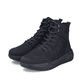 Schwarze Rieker Herren Schnürstiefel U1510-00 mit griffiger Fiber-Grip Sohle. Schuhpaar seitlich schräg.