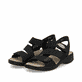 Schwarze Rieker Damen Riemchensandalen 64573-00 mit einem Klettverschluss. Schuhpaar seitlich schräg.