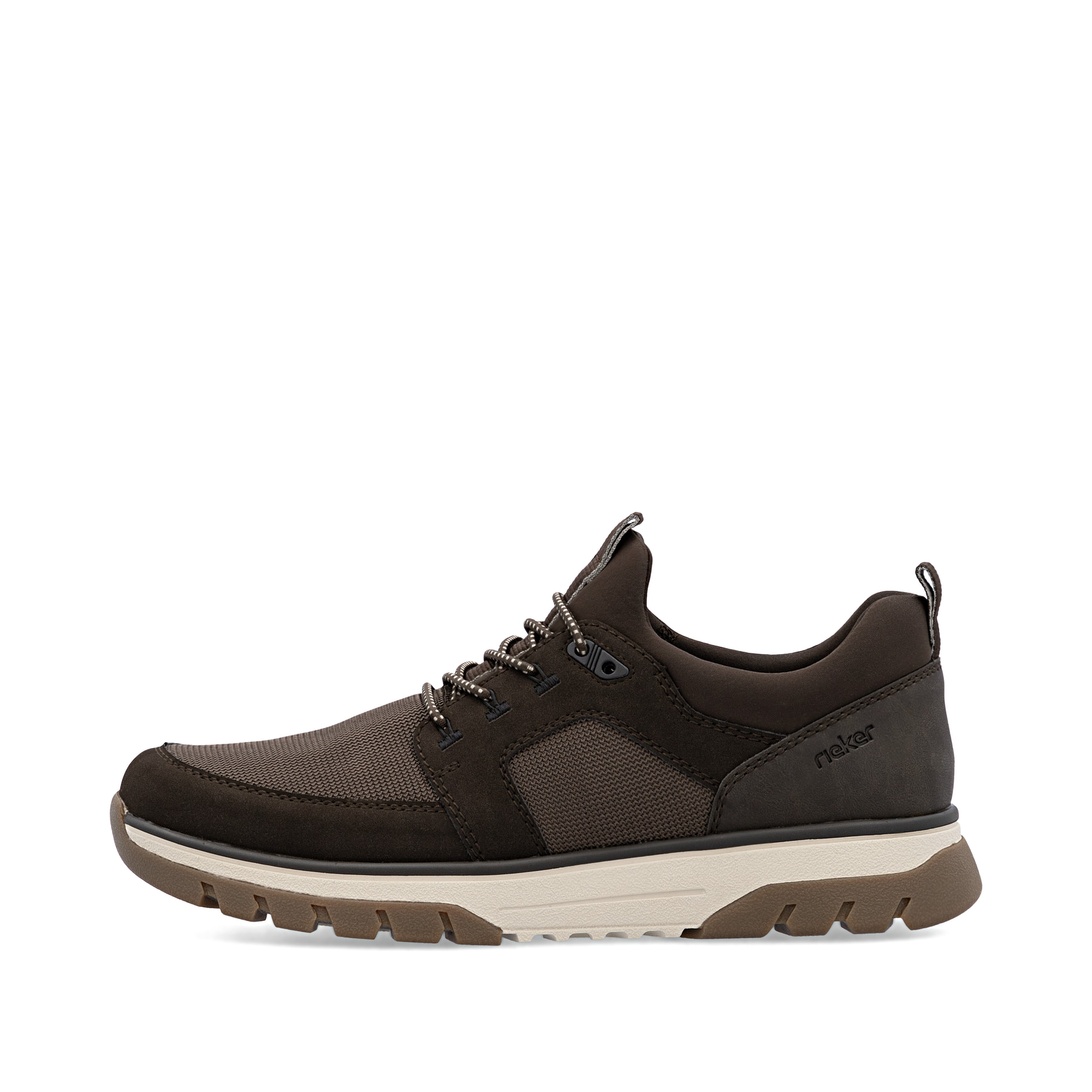 Braune Rieker Herren Slipper B9351-25 mit einem Gummizug sowie der Extraweite H. Schuh Außenseite.
