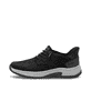 Tiefschwarze Rieker Herren Slipper 11050-00 mit praktischer Slip-in Funktion. Schuh Außenseite.