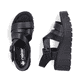 Schwarze Rieker Keilsandaletten 68063-00 mit trendiger Schnalle. Schuh von oben, liegend.