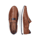 Braune Rieker Herren Slipper 11962-25 aus Glattleder mit modernen Ziernähten. Schuh von oben, liegend.