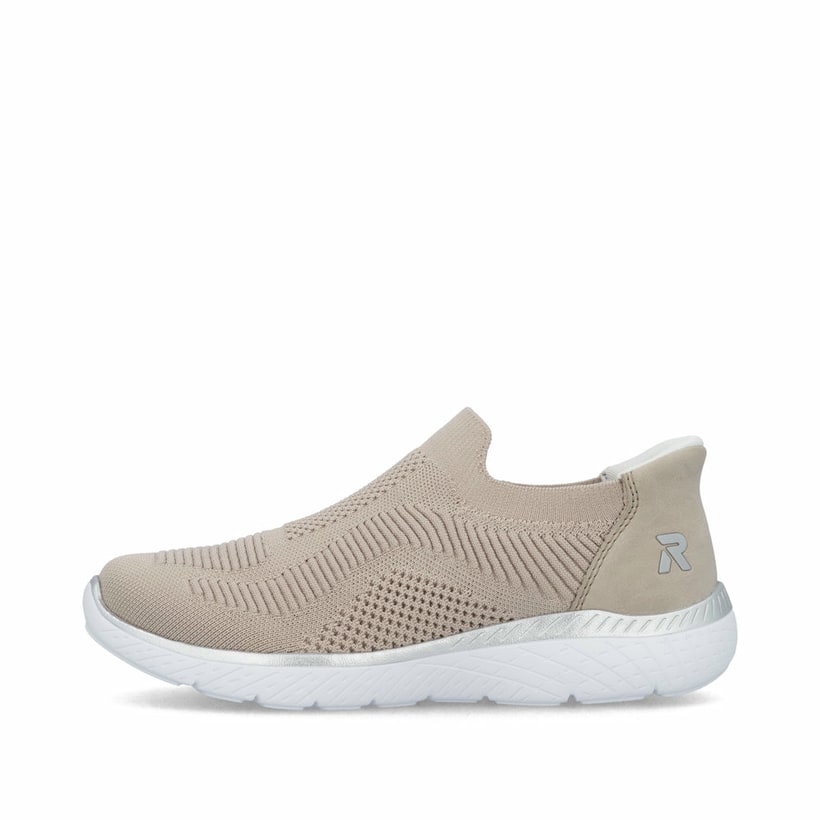 Baskets basses Rieker beiges femme M5072-62 avec option easy in facile. Côté extérieur de la chaussure.